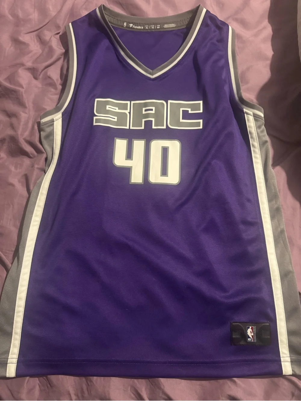 Sacramento kings #40 Barnes youth XL basketball jersey